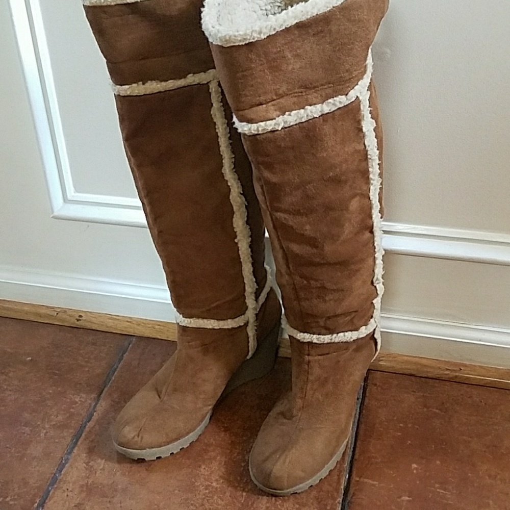 SOLD    Brown faux suede and fur boots sz. 9.5